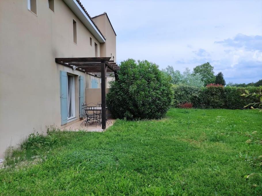 Appartamento La Provencale Saint-Saturnin-lès-Avignon Esterno foto